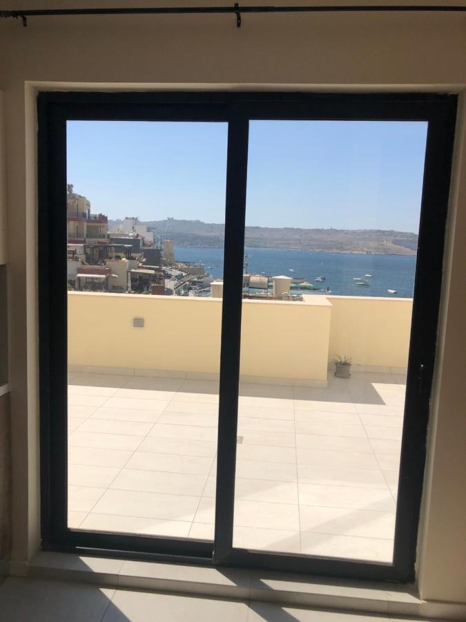 Апартаменти The Sea Across The Road Penthouse 5 Сент-Полс-Бей Екстер'єр фото